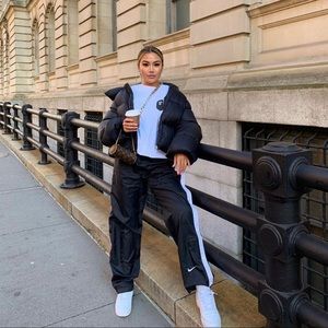 Rare vintage Nike trouser, size Medium, Black&white